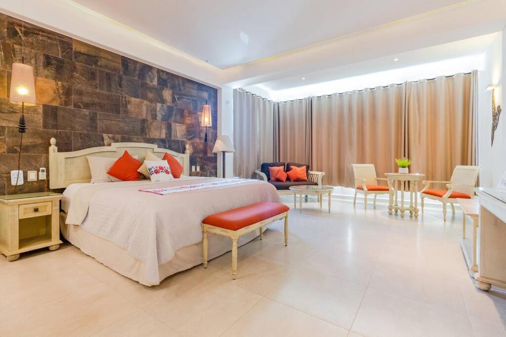 Espaciosa En Colibri Apartamento